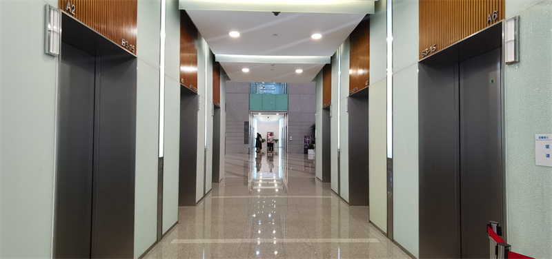 电梯厅